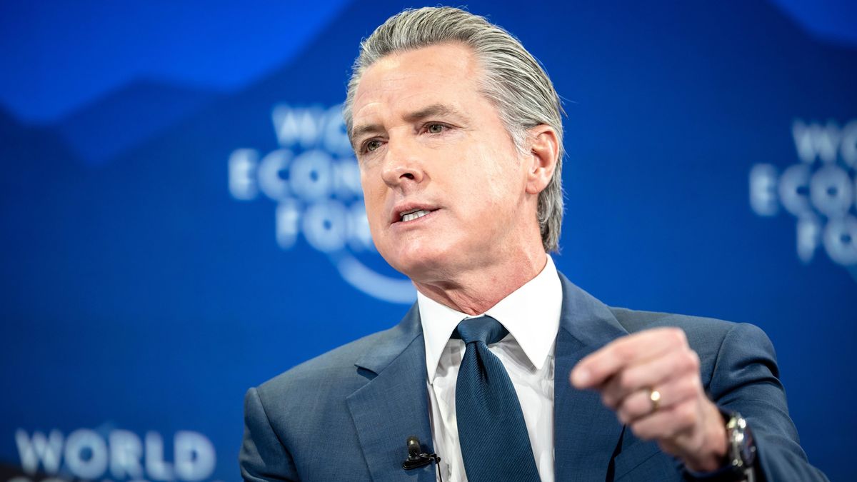 TikTok blokuje obsah, který kritizuje Trumpa, tvrdí kalifornský guvernér